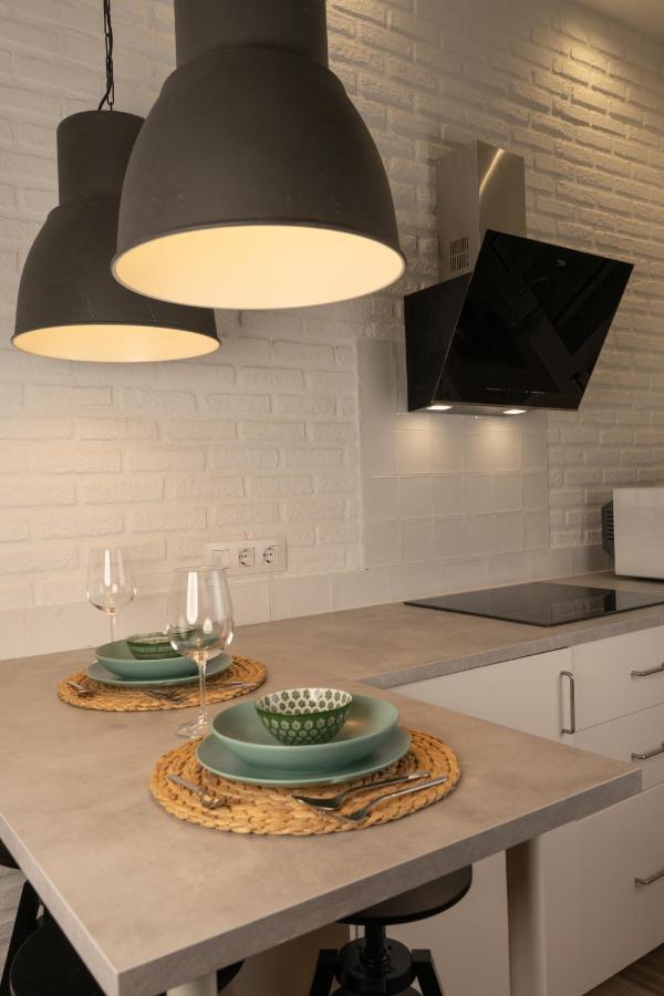 Apartsuite B&R Triana Arellano Sevilla Exterior foto